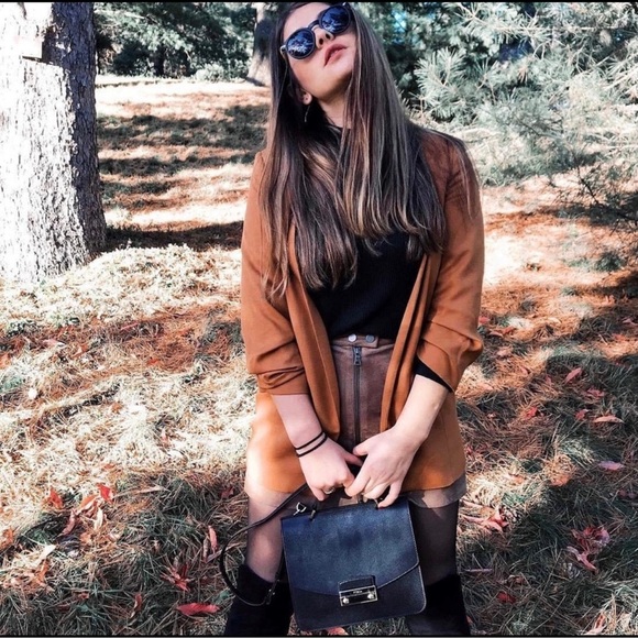 Furla Julia Top Handle Leather Handbag - Picture 8 of 8